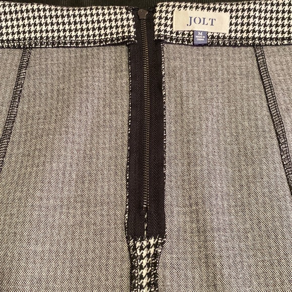 FREE in a bundle. Houndstooth mini skirt zip back JOLT perfect fall wardrobe - Picture 11 of 13